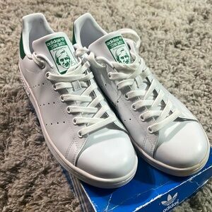 Adidas NIB Sz. 8.5 Men’s Stan Smith